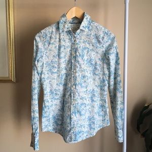 American Eagle Button Down